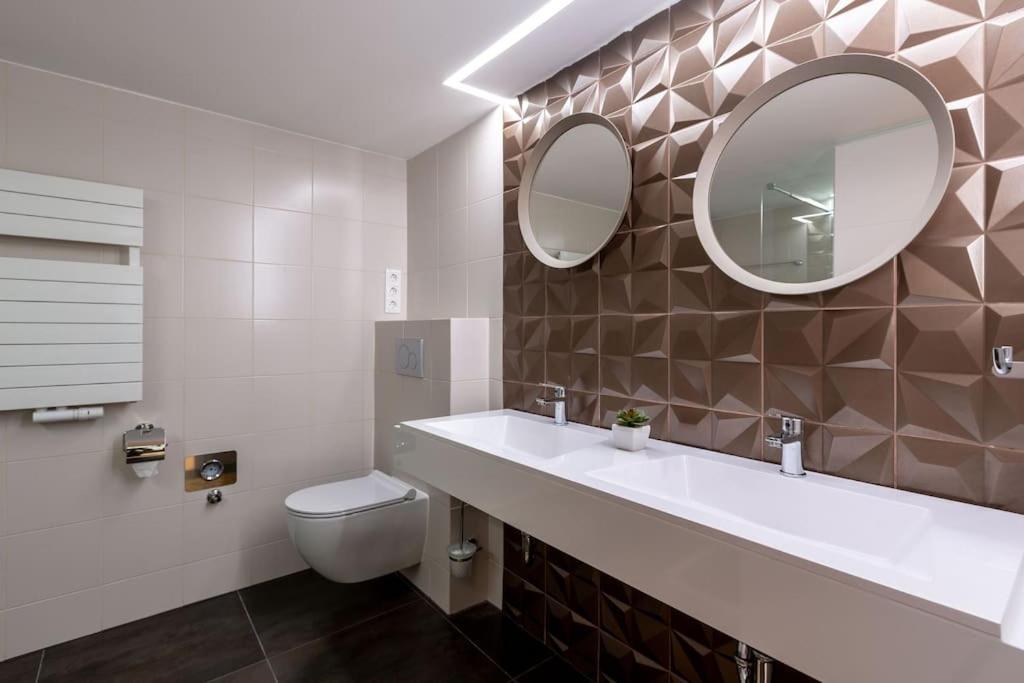 Premium Apartment By Hi5-King Street'S Luxury Budapest Exterior foto